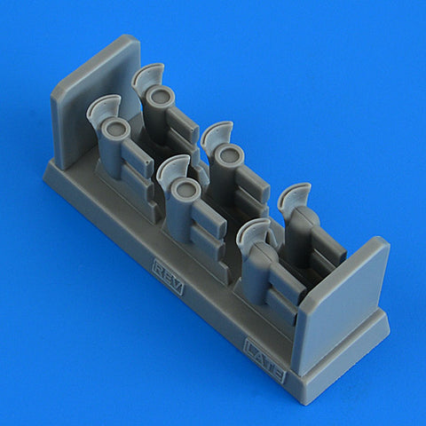 Quick Boost 32 309 1/32 Hawker Hurricane Mk. IIb late exhaust(For REVELL)