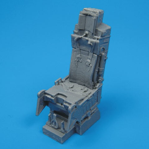 Quick Boost 48 003 1/48 F-15A/C Eagle ejection seat with safety belts