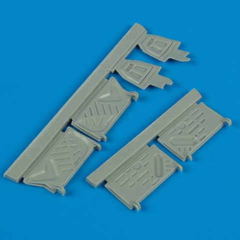 Quick Boost 48 112 1/48 F4U-1 Corsair undercarriage covers