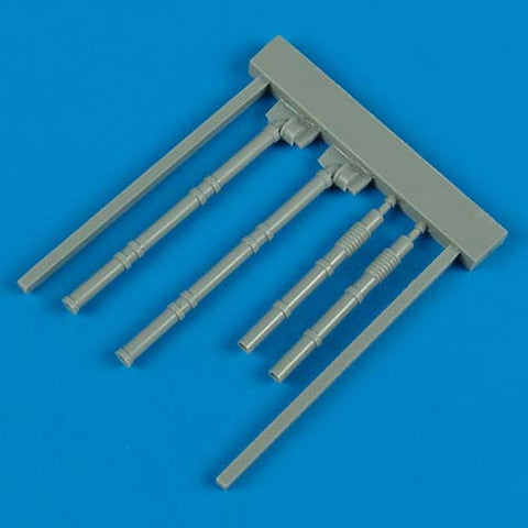 Quick Boost 48 208 1/48 Wellington fuel outlet pipe - closed flaps(For TRUMPETER)