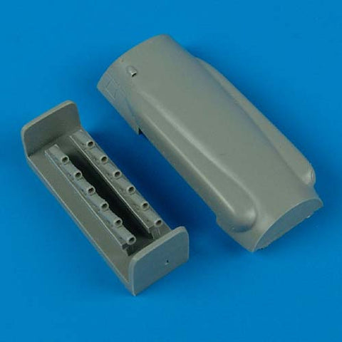 Quick Boost 48 246 1/48 Spitfire Mk. XIV cowling and exhaust - round(For ACADEMY)