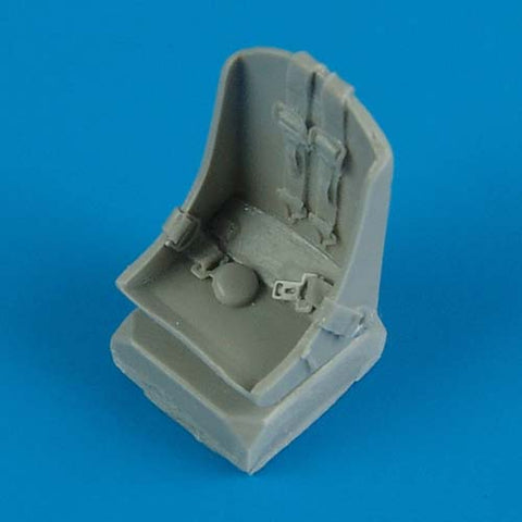 Quick Boost 48 380 1/48 P-47D/M/N Thunderbolt seat with seatbelts