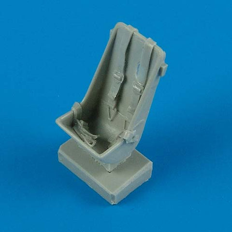 Quick Boost 48 388 1/48 Me 163A seat with seatbelts