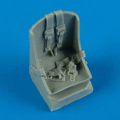 Quick Boost 48 395 1/48 P-47D Razorback seat with seatbelts