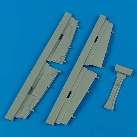 Quick Boost 48 441 1/48 F7F Tigercat undercarriage covers(For ITALERI )