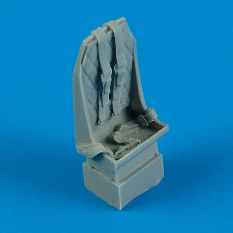 Quick Boost 48 468 1/48 Hawker Typhoon seat with safety belts
