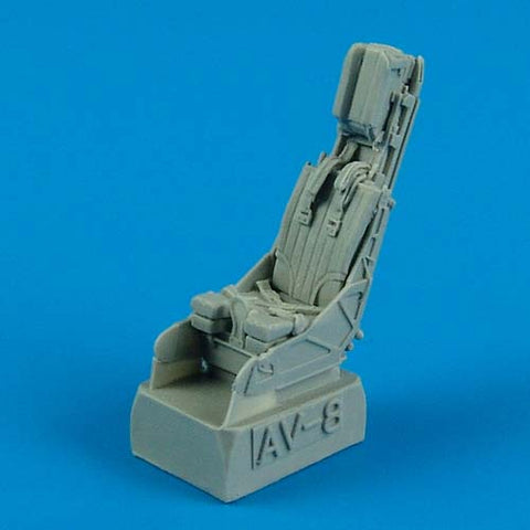 Quick Boost 48 522 1/48 AV-8B Harrier II seat with safety belts