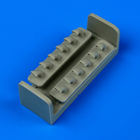 Quick Boost 48 674 1/48 P-40K Kittyhawk exhaust(For ITALERI)