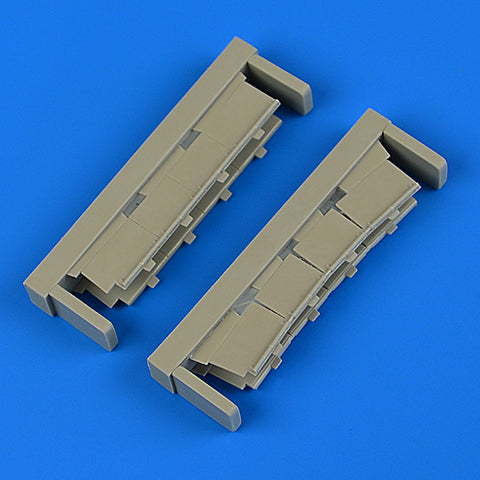Quick Boost 48 826 1/48 He 111H-3 bomb bay door(For ICM)