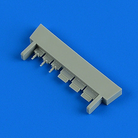 Quick Boost 48 893 1/48 Spitfire Mk.I Mirrors(For TAMIYA) - caed4055-6af0-4920-9010-4509a4375c7f