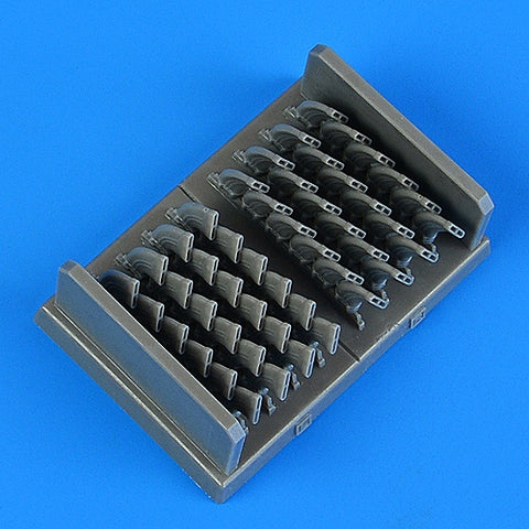 Quick Boost 49 010 1/48 Lancaster Mk.I exhaust(For HK MODELS)