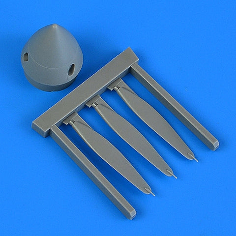 Quick Boost 49 016 1/48 P-40E Warhawk propellers(For HASEGAWA)