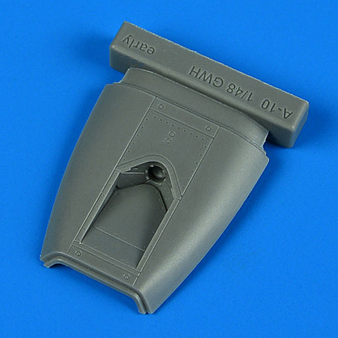 Quick Boost 49 136 1/48 A-10A/C Thunderbolt II opened fuel access panel - early v.(For GWH)