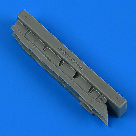 Quick Boost 49 167 1/48 Sepecat Jaguar GR.1/GR.1a upper pylons(For AIRFIX)