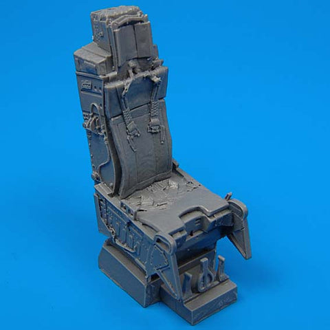 Quick Boost 72 022 1/72 F-15 Eagle ejection seat with safety belts