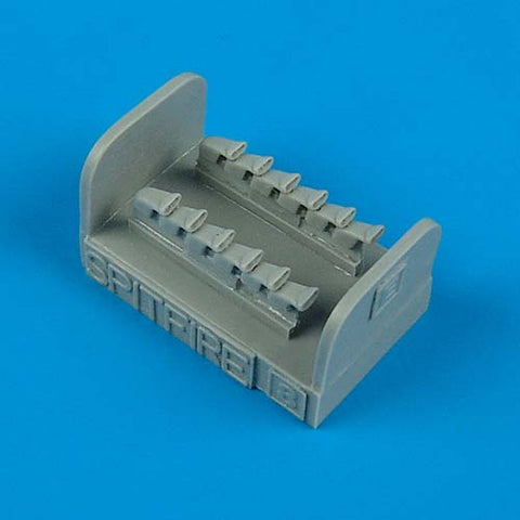 Quick Boost 72 168 1/72 Spitfire Mk.VIII exhaust - fishtall(For HASEGAWA)