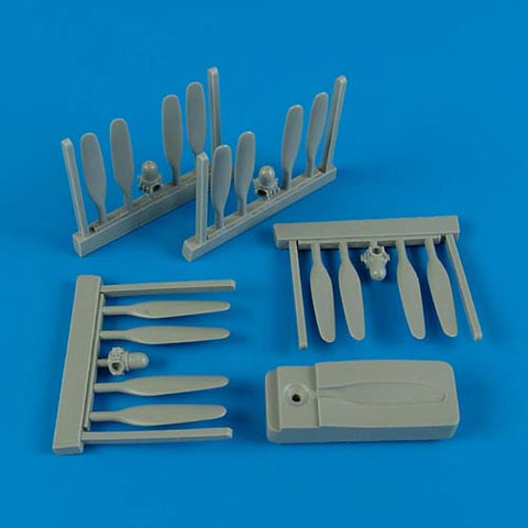 Quick Boost 72 329 1/72 B-24 Liberator propeller w/tool(For ACADEMY)