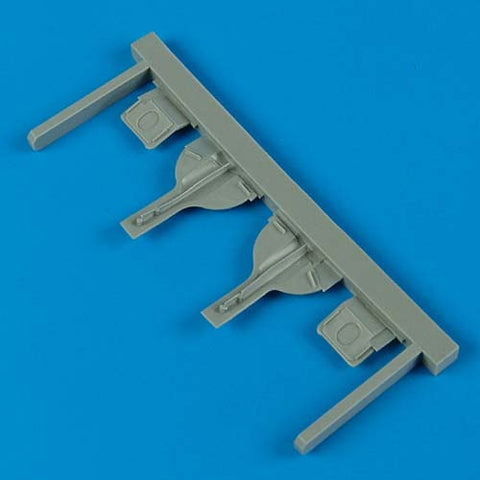 Quick Boost 72 353 1/72 F6F-3/5 Hellcat undercarriage covers(For EDUARD)
