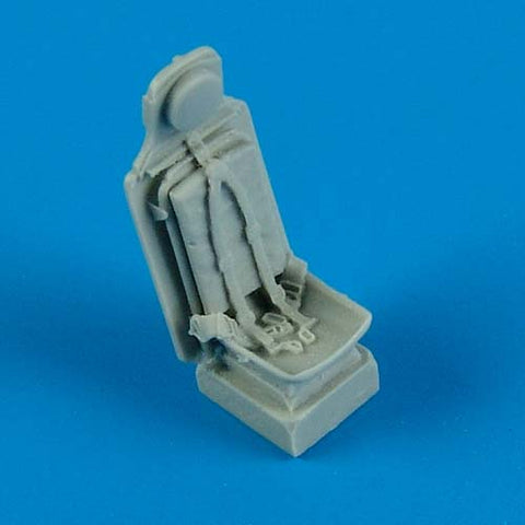 Quick Boost 72 397 1/72 P-51D Mustang seat with safety belts