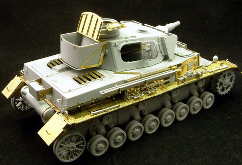 Voyager Model PE35096 1/35 WWII British Cromwell Mk.IV/Centaur Photo-Etched Set (for Tamiya 35221/35232)