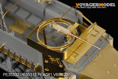 Voyager Model PE35332 1/35 WWII US M3A1 Half-track (Dragon 6332)