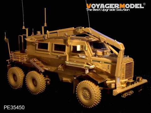 Voyager Model PE35450 1/35 Modern US Buffalo 6x6 MPCV (2004–2006 Model) (Bronco 35100)