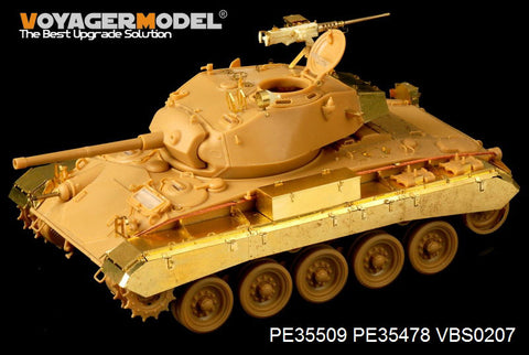 Voyager Model PE35509 1/35 WWII British Army M24 Chaffee Light Tank Basic Set (Bronco 35068)