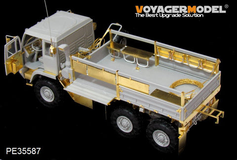 Voyager Model PE35587 1/35 Modern US M1083 FMTV Basic Set (Trumpeter)
