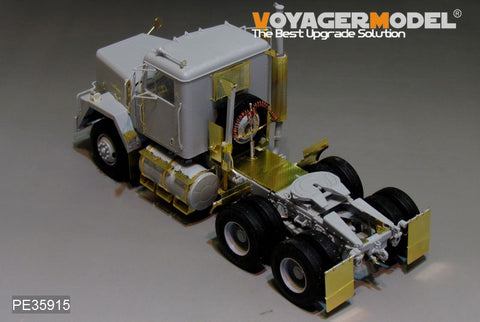 Voyager Model PE35915 1/35 Modern US M915 Tractor/M872 Trailer Basic Photo-Etched Set (Trumpeter 01015)