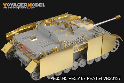 Voyager Model PEA154 1/35 WWII German StuG IV with Schürzen (Dragon)