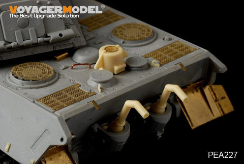Voyager Model PEA227 1/35 WWII German King Tiger (Porsche Turret) Early Production Type: Square-type Exhaust Pipes & Grilles (GP)