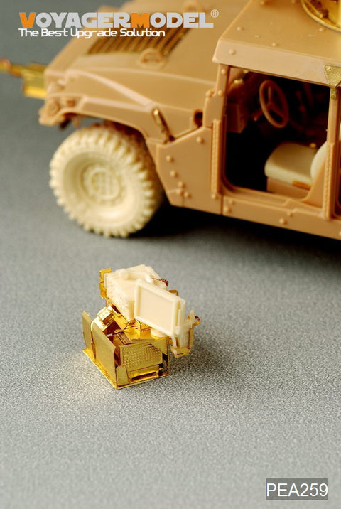 Voyager Model PEA259 1/35 US Army Humvee Blue Force Tracker & SINCGARS Unit (GP)