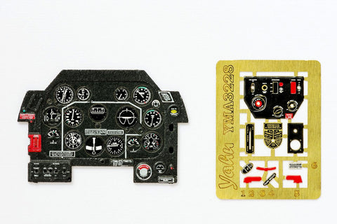 Yahu Models YMA3228 1/32 P-51 Mustang IV Early Version Instrument Panel (for Revell)