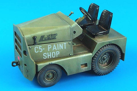 AEROBONUS 320032 1/32 United tractor GC-340/SM340 tow tractor (basic) USAF/US ARMY