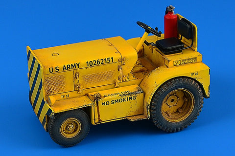 AEROBONUS 320123 1/32 Minneapolis-Moline MT-40 Tow Tractor (US NAVY)