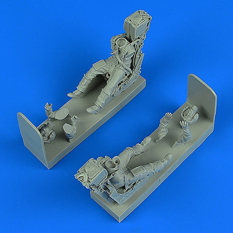 AEROBONUS 320145 1/32 German Luftwaffe Pilot and Opertor with ej. seats for Panavia Tornado IDS/ECR (For REVELL)