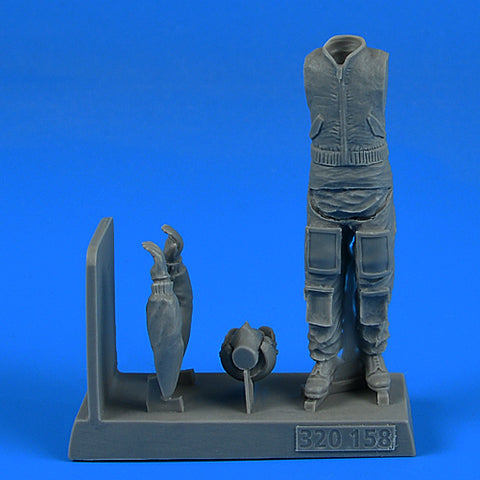 AEROBONUS 320158 1/32 NATO Combat Pilot