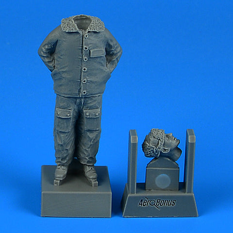 AEROBONUS 320187 1/32 Russian Modern Mechanic