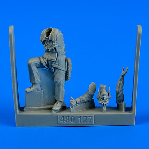 AEROBONUS 480127 1/48 US Navy Pilot WWII - Pacific Theatre