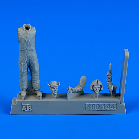 AEROBONUS 480144 1/48 US Army Helicopter Pilot - Vietnam War 1960 - 1975