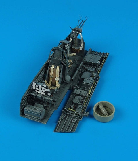 Aires 2068 1/32 Ju 87D/G Stuka cockpit set (For HASEGAWA)