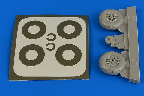 Aires 2218 1/32 Bucker Bu 131 wheels & paint masks transverse tread w/o disc cover