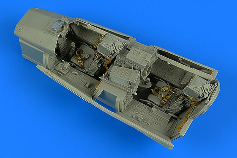 Aires 2243 1/32 Panavia Tornado GR.1 - early v. cockpit set (For REVELL)