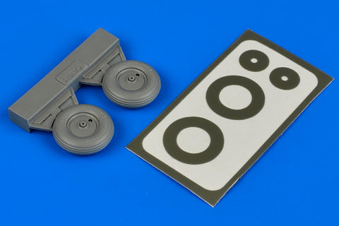 Aires 4601 1/48 Yak-1 wheels & paint masks (For ACCURATE / EDUARD)