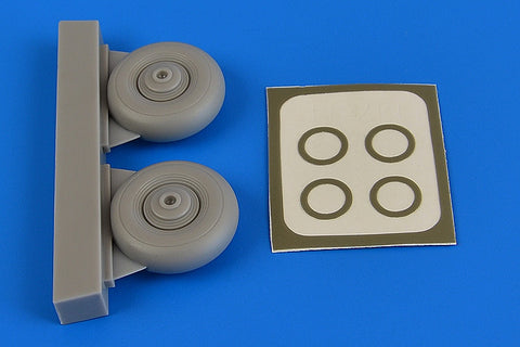 Aires 7344 1/72 Beaufighter wheels & paint masks (For AIRFIX)