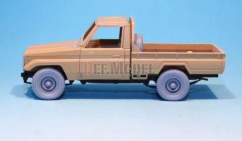 DEF Model DW35052 1/35 Pick up truck Type 2 Sagged Wheel set 2 (for Meng VS004 1/35)