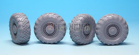 DEF Model DW35056 1/35 Scud B w/MAZ-543 Sagged Wheel set 1 (for Dragon 1/35)