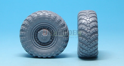 DEF Model DW35057 1/35 Scud B w/MAZ-543 Sagged Wheel set 2 (for Dragon 1/35)
