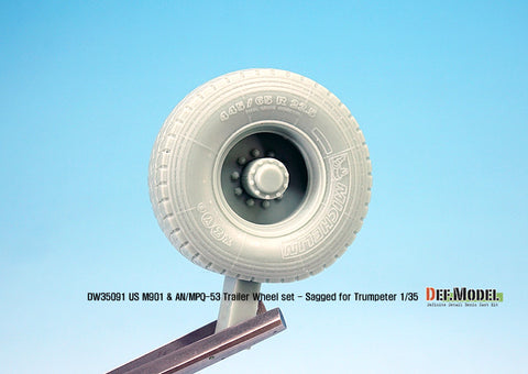 DEF Model DW35091 1/35 US MIM-104 M901 & AN/MPQ-53 Wheel set - Sagged (for Trumpeter 1/35)
