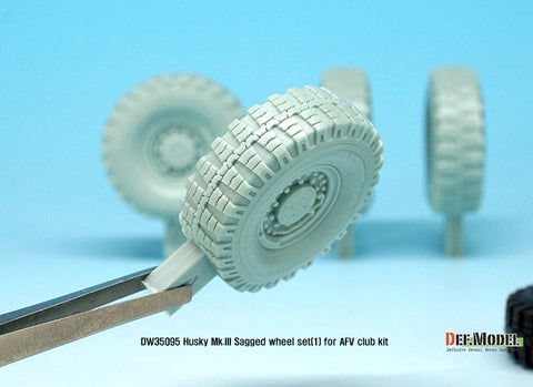 DEF Model DW35095 1/35 US Husky Mk.III Sagged wheel set (for AFV Club 1/35)